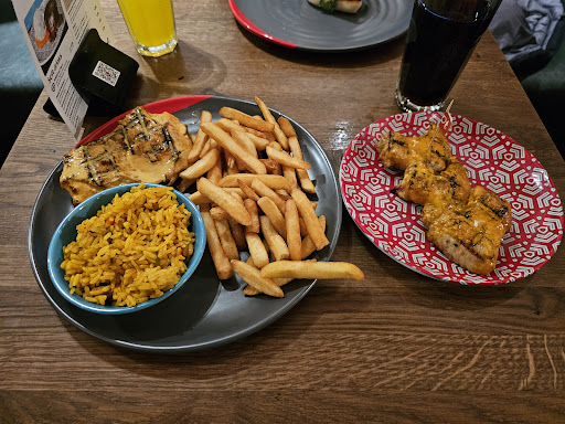 Photo of Nando's Kettering - Unit B2, KETTERING RETAIL PARK, Carina Rd, Kettering NN15 6YA